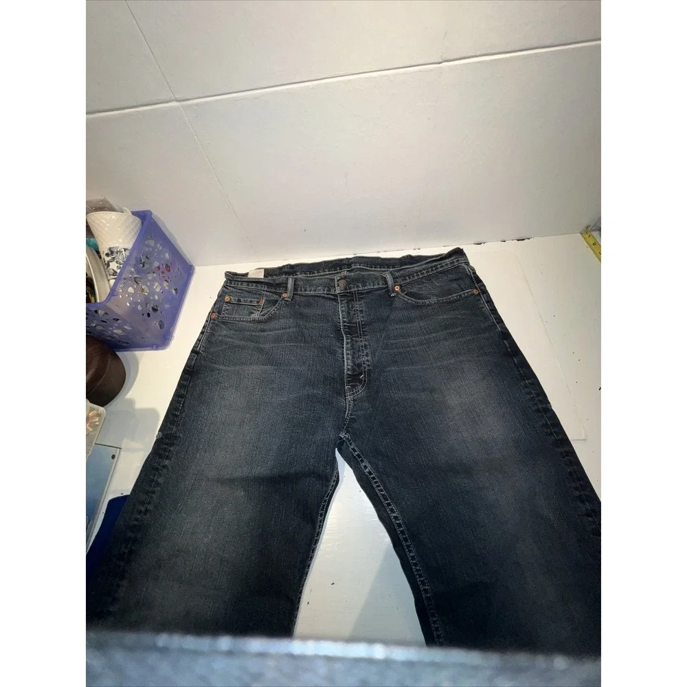 Levi's 42 x 32 559‎ Relaxed Straight Blue Dark  Wash Denim Jeans
